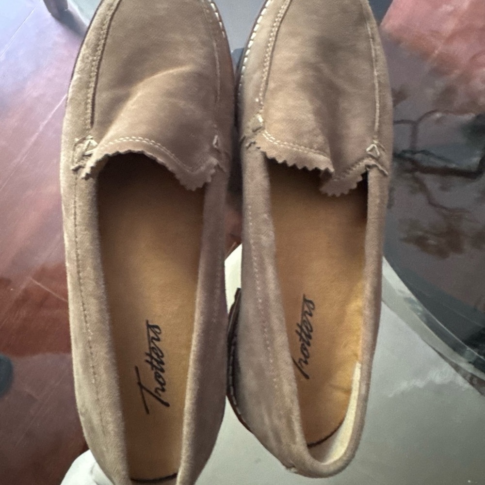 Trotters Fayth loafers size 6.5 - Picture 4 of 6